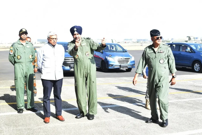 Shri Pankaj Jain with Officers
