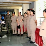 Surg VAdm Vivek Hande Interacting