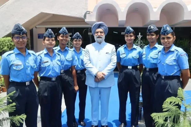 LG Delhi with Air Force Personnel