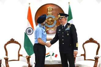 Lieutenant General Antonio Conserva and ACM AP Singh