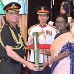 Lt Gen Dhiraj Seth Getting UYSM from President