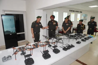 Lt Gen Manjinder Singh Reviewing
