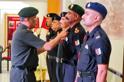 Lt Gen Sandeep Jain Commending Officers