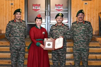 General Upendra Dwivedi Honours Five Ladakh Veterans with Veteran Achievers Award