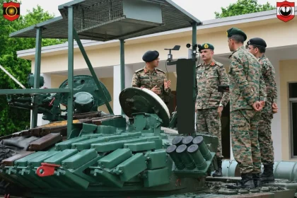 Lt Gen Amit Kabthiyal Reviews Operational Preparedness of Flaming Arrow Brigade