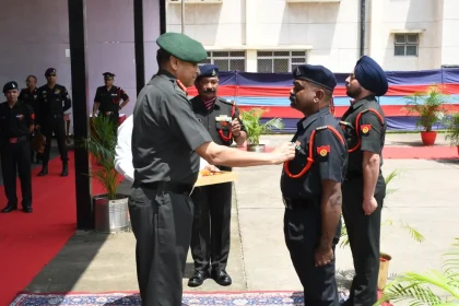 Lt Gen Anindya Sengupta Commending 1