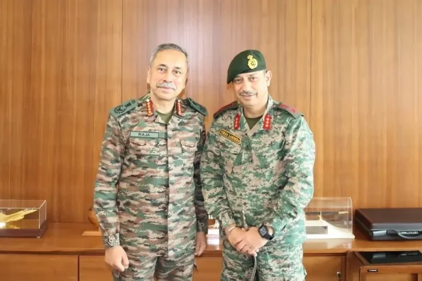 Lt Gen Lakhera with CDS