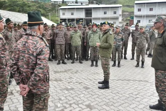 Lt Gen Neeraj Shukla Interacting