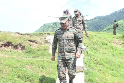Lt Gen Pratik Sharma Walking