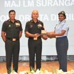 Maj Suranga Getting Award