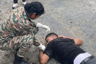Major Chitrangada Saves Life of 35-Year-Old Laxman Singh After Road Accident in Uttarakhand