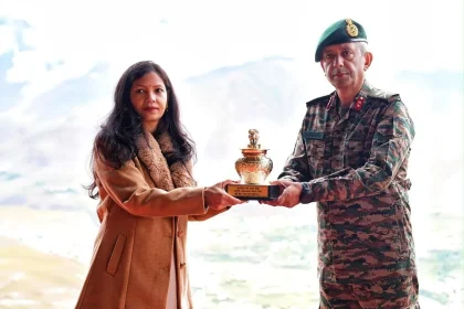 Maj Gen Amit Prakash Singh Leads Yudh Sansmaran Ceremony to Mark 27th Kargil Vijay Diwas