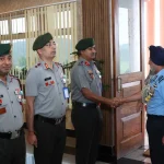 Air Marshal Walia Shaking Hands