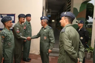 Air Mshl Tarun Chaudhry Shaking Hands