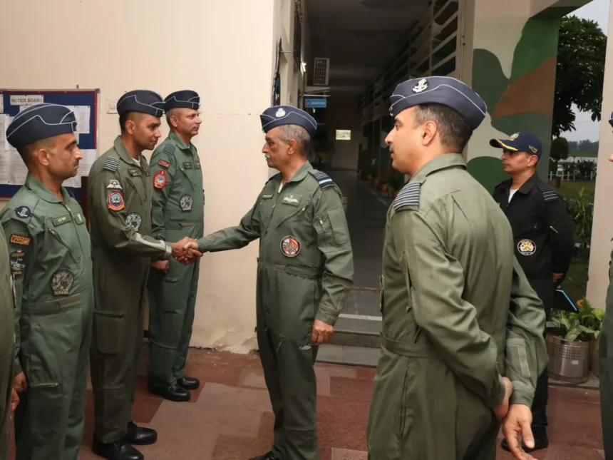 Air Mshl Tarun Chaudhry Shaking Hands