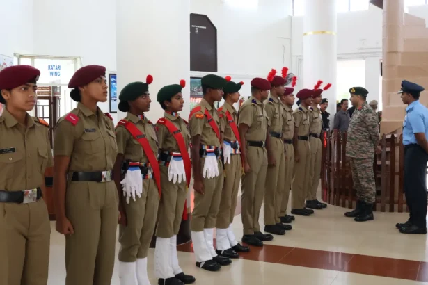 Brig Rajeev S.Nair Interacting with Cadets 1