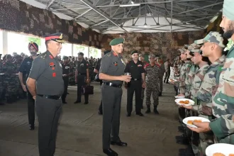 Lt Gen Anindya Sengupta Interacting
