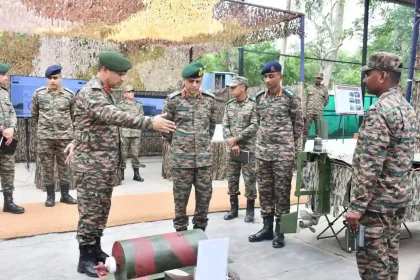 Lt Gen Manish Luthra Reviewing 1