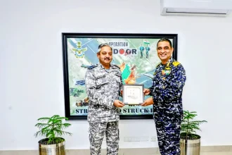 RAdm Sritanu Guru and Air Marshal Shivananad
