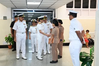 Surg Vice Admiral Arti Sarin Reviews Advanced Medical Facilities at INHS Asvini