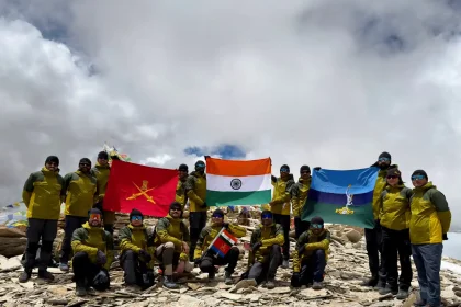 Corps of Signals Mountaineering Team Conquers Three 000m Peaks in Ladakh