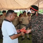 Lt Gen Harpal Singh Giving Gift
