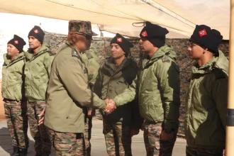Lt Gen Pratik Sharma Interacting 1