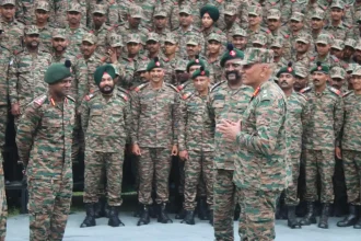 Lt Gen Pratik Sharma Interacting