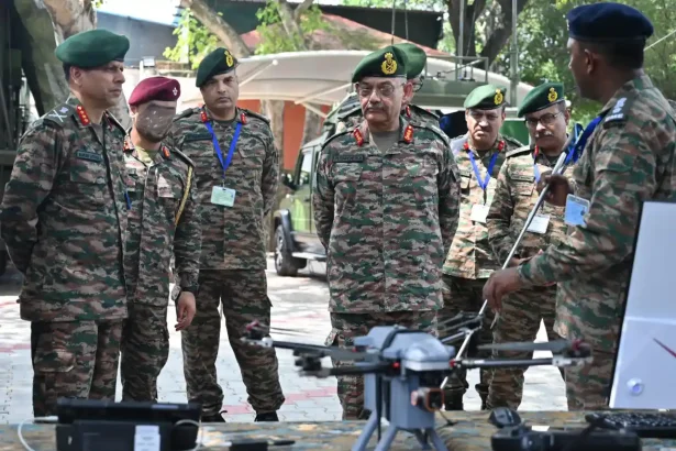 Lt Gen Pushpendra Singh Reviews Operational Readiness of Kharga Corps and Delhi Area