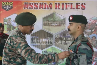 Lt Gen VMB Krishnan Commending 2