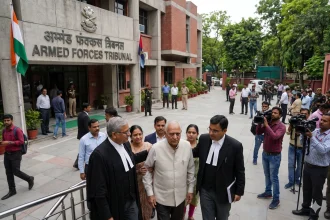 AI Image of Army Personnel Outside AFT