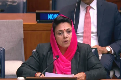 Diplomat Talking
