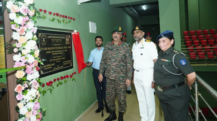Lt Gen Rajesh Pushkar and Other Officers 1