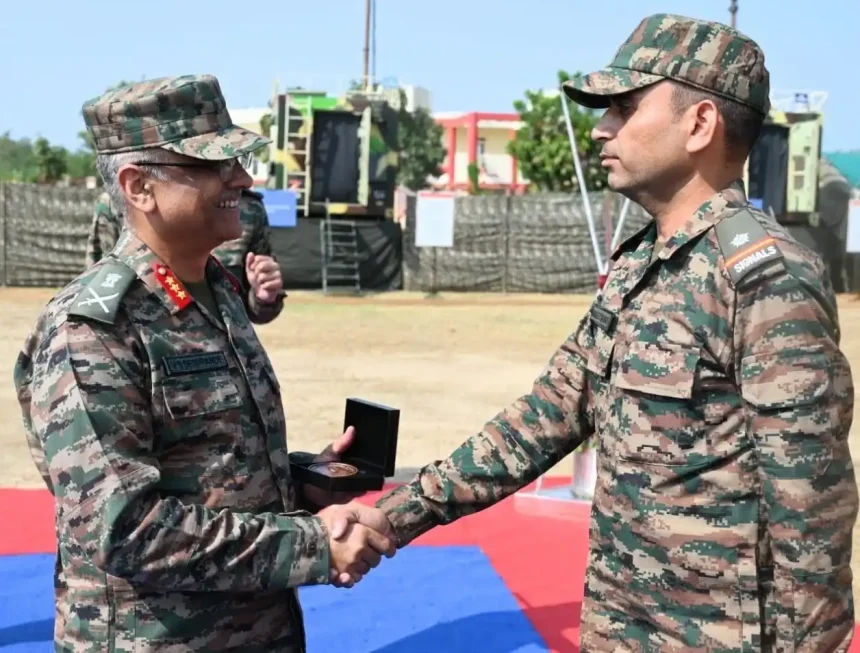Lt Gen VS Deshpande Reviews Operational Preparedness of Indian Army Formations in Chetak Corps Zone